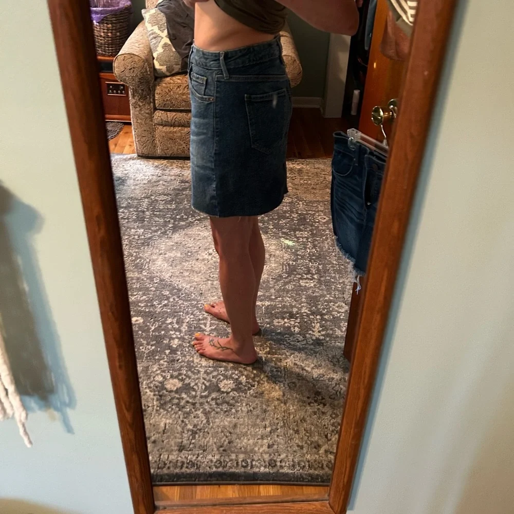 BNWT Old Navy Jean Skirt - Picture 7 of 8